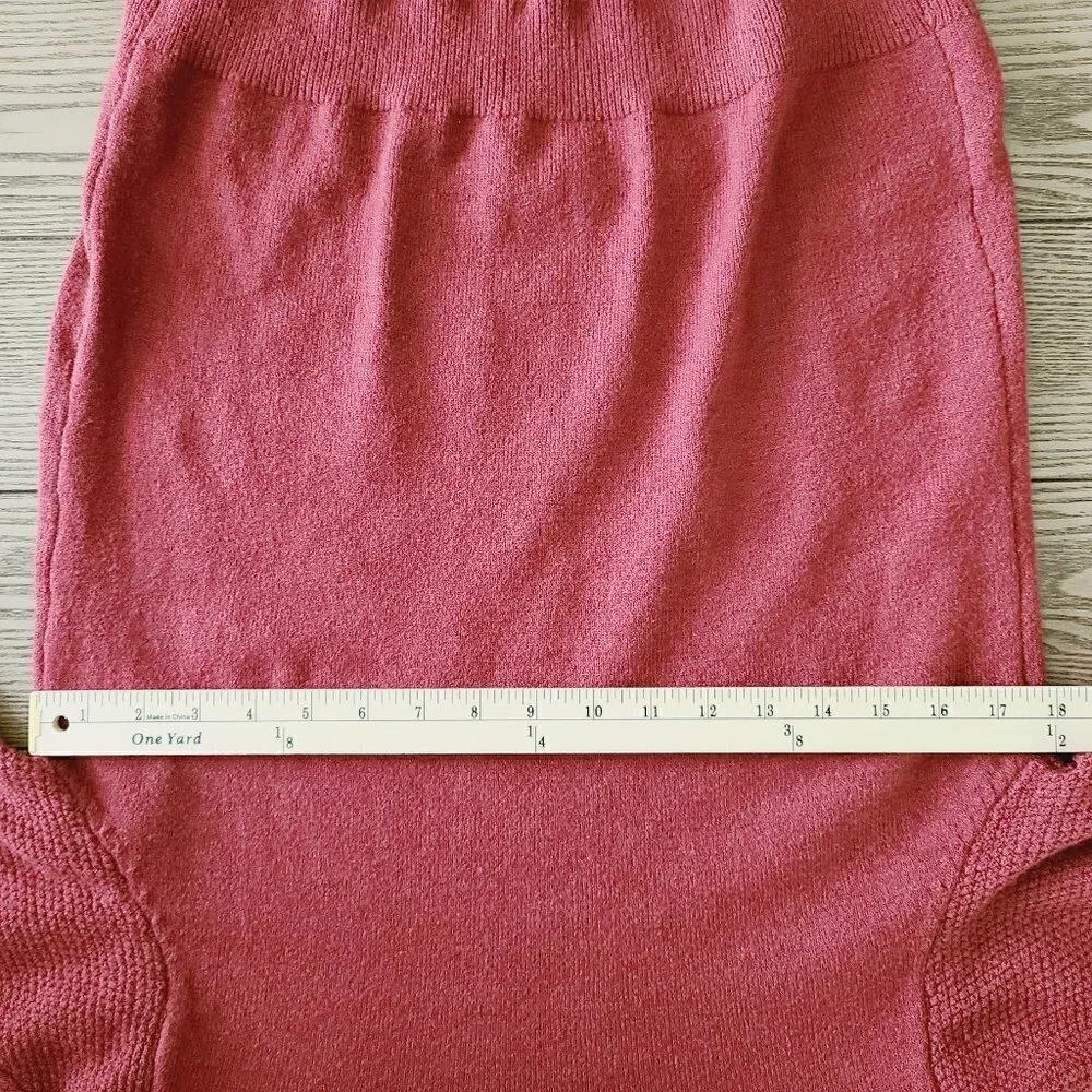 DOWNEAST Sweater XS Burgundy Red Knit Cable Knit Sleeves‎ Oversized Pullo…